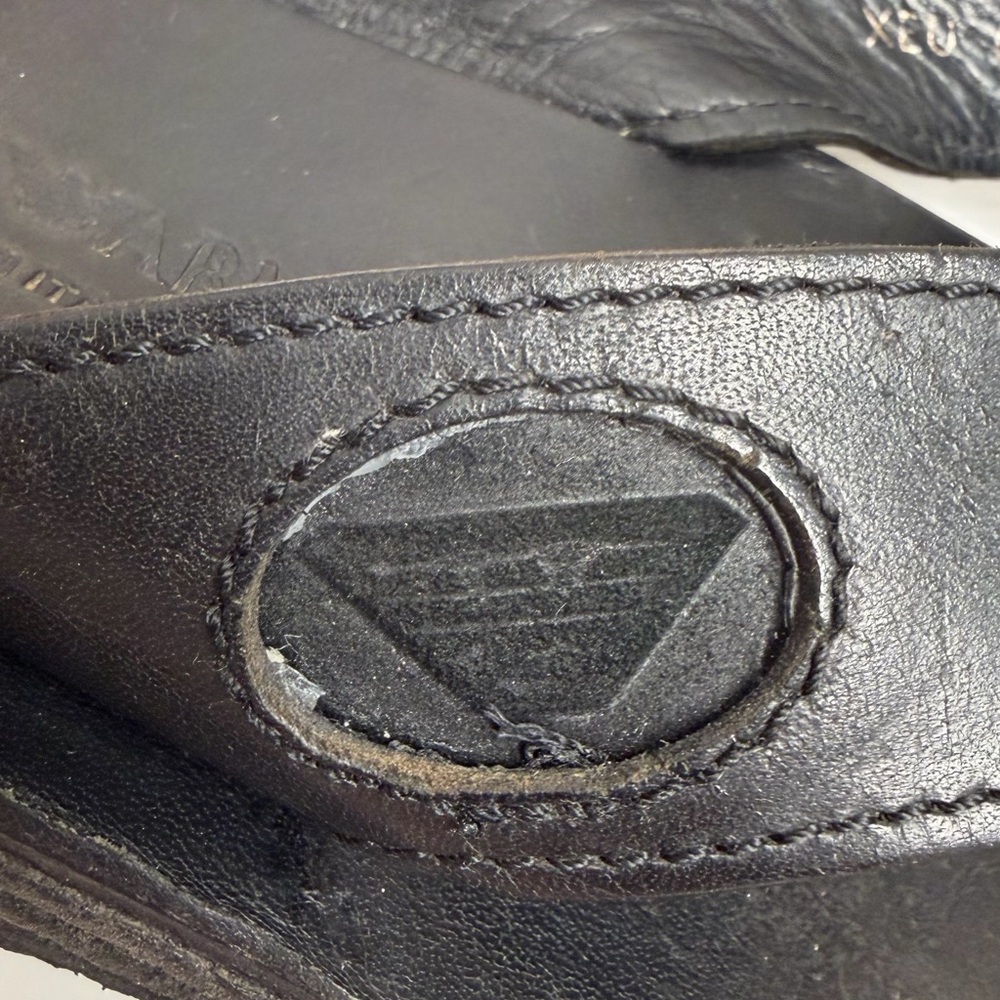Giorgio Armani Black Leather Flip-Flops - Picture 4 of 6